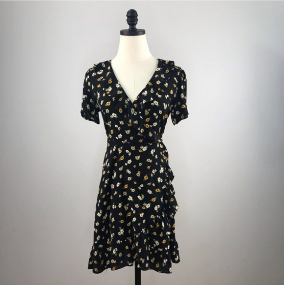F21 Forever 21 flowy sunflower wrap dress - Picture 1 of 5